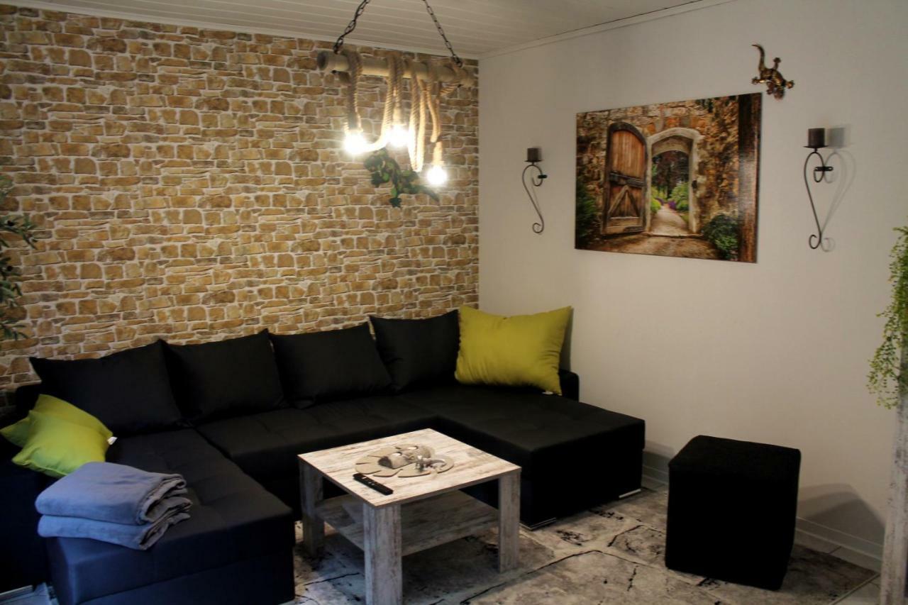 Ferienwohnung " Gecko 2 " アンダーナッハ エクステリア 写真